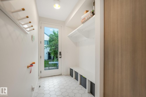 10925 University Avenue Nw, Edmonton, AB - Indoor Photo Showing Other Room