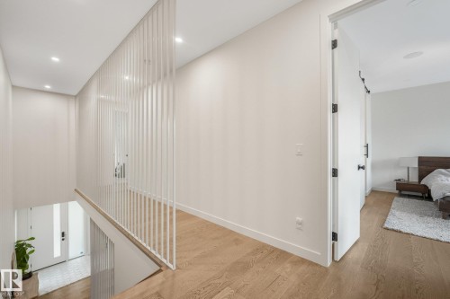 10925 University Avenue Nw, Edmonton, AB - Indoor Photo Showing Other Room
