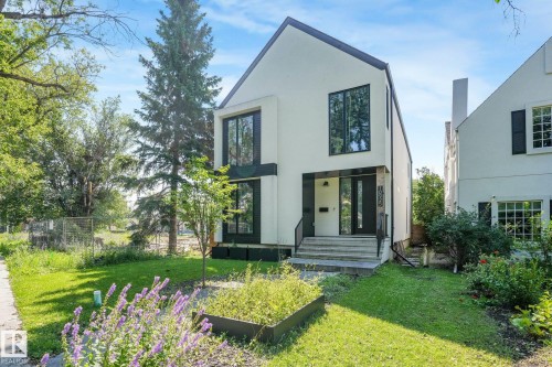 10925 University Avenue Nw, Edmonton, AB - Outdoor