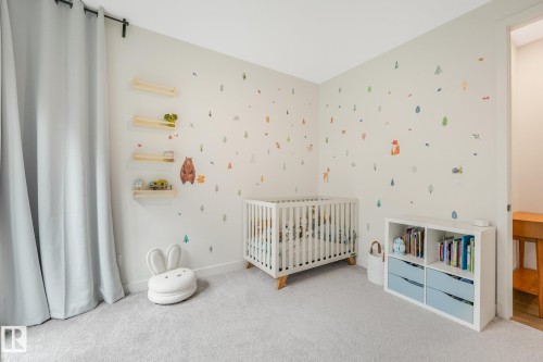 10925 University Avenue Nw, Edmonton, AB - Indoor