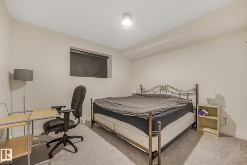 10925 University Avenue Nw, Edmonton, AB - Indoor Photo Showing Bedroom