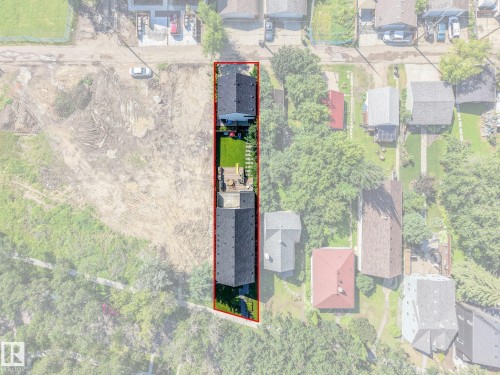 10925 University Avenue Nw, Edmonton, AB - 