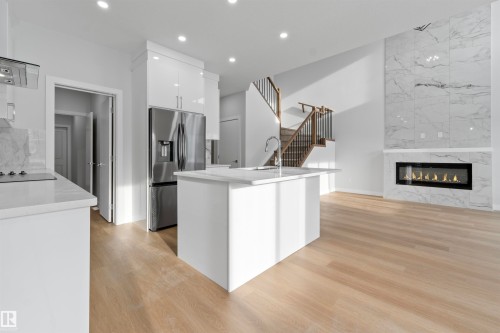 47 Axelwood Crescent, Spruce Grove, AB - Indoor Photo Showing Kitchen