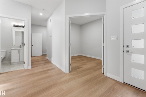 47 Axelwood Crescent, Spruce Grove, AB - Indoor Photo Showing Other Room