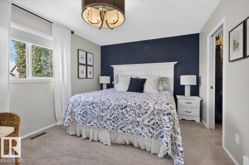 1012 79 Street Sw, Edmonton, AB - Indoor Photo Showing Bedroom