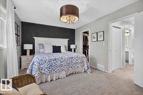 1012 79 Street Sw, Edmonton, AB - Indoor Photo Showing Bedroom