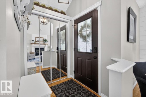 1012 79 Street Sw, Edmonton, AB - Indoor Photo Showing Other Room
