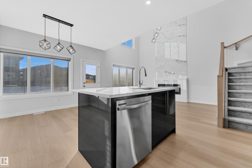 41 Axelwood Crescent, Spruce Grove, AB - Indoor Photo Showing Kitchen
