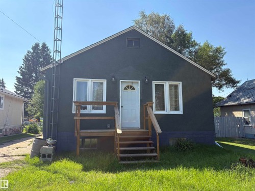 4620 Maria Drive, Smoky Lake Town, AB - Outdoor