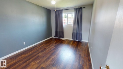 10661 152 Street Nw, Edmonton, AB - Indoor Photo Showing Other Room