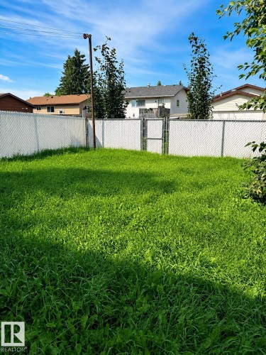 229 19 Street, Cold Lake, AB - Outdoor