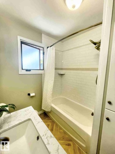5109 47 Avenue, St. Paul Town, AB - Indoor Photo Showing Bathroom
