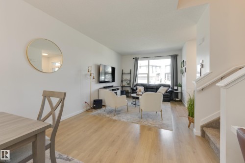 19281 22A Avenue Nw, Edmonton, AB - Indoor Photo Showing Dining Room
