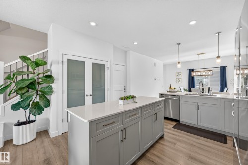 350 Jensen Lakes Boulevard, St. Albert, AB 