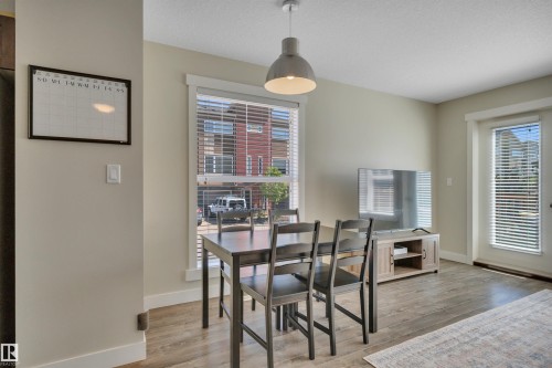 #189 401 Southfork Dr, Leduc, AB - Indoor Photo Showing Dining Room