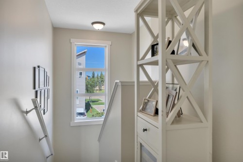 #189 401 Southfork Dr, Leduc, AB - Indoor Photo Showing Other Room