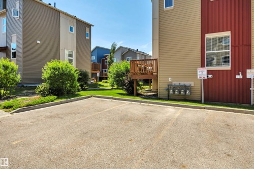 #189 401 Southfork Dr, Leduc, AB - Outdoor