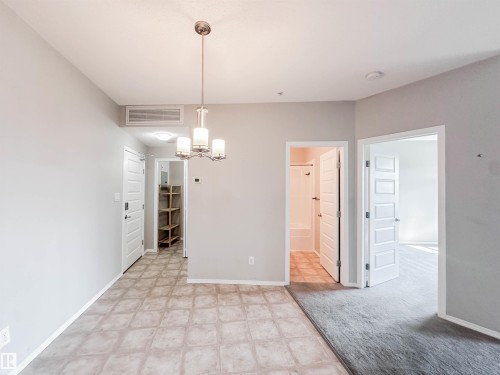 #337 7825 71 St Nw, Edmonton, AB - Indoor Photo Showing Other Room