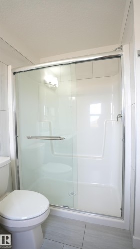 #2 2710 66 St Sw, Edmonton, AB - Indoor Photo Showing Bathroom