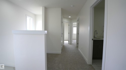 #2 2710 66 St Sw, Edmonton, AB - Indoor Photo Showing Other Room