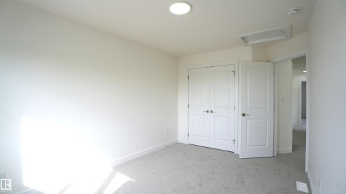 #2 2710 66 St Sw, Edmonton, AB - Indoor Photo Showing Other Room