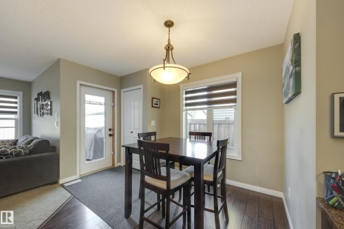 5881 168A Avenue Nw, Edmonton, AB - Indoor Photo Showing Dining Room