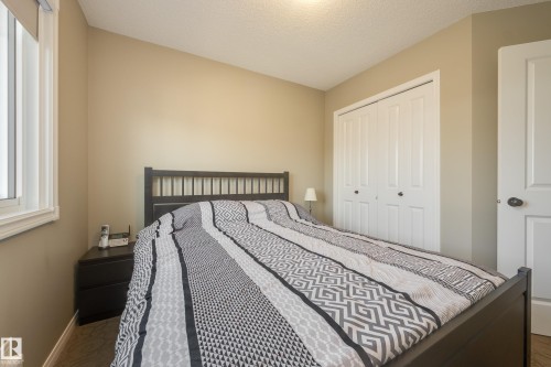 5881 168A Avenue Nw, Edmonton, AB - Indoor Photo Showing Bedroom
