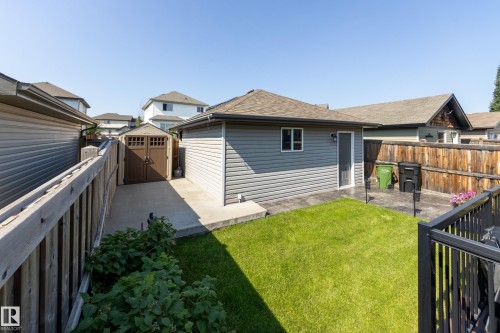 5881 168A Avenue Nw, Edmonton, AB - Outdoor With Exterior