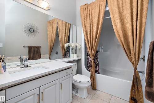 15816 64 Street Nw, Edmonton, AB - Indoor Photo Showing Bathroom