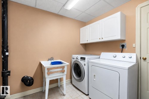 15816 64 Street Nw, Edmonton, AB - Indoor Photo Showing Laundry Room