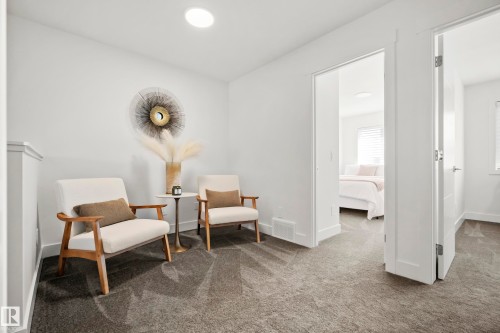 175 Kinglet Boulevard Nw, Edmonton, AB - Indoor
