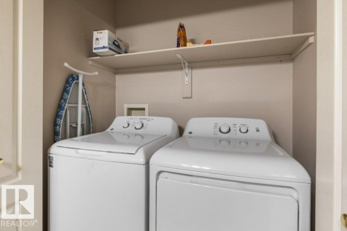#27 170 Kingswood Bv, St. Albert, AB - Indoor Photo Showing Laundry Room