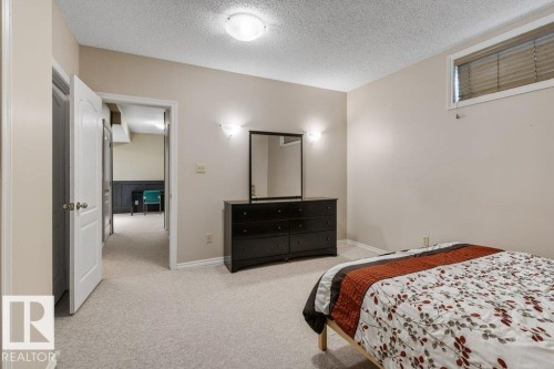 #27 170 Kingswood Bv, St. Albert, AB - Indoor Photo Showing Bedroom
