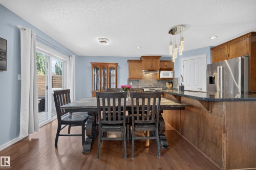 90 Rue Montalet, Beaumont, AB - Indoor
