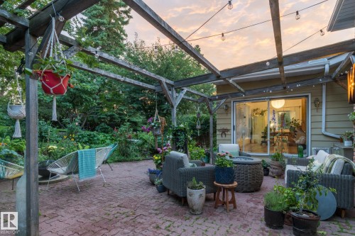 2012 Garland Crest, Sherwood Park, AB - Outdoor