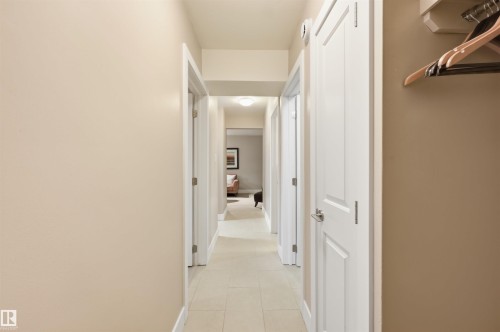 #1 10015 83 Av Nw Nw, Edmonton, AB - Indoor