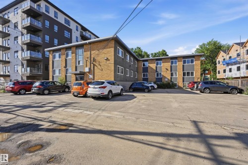 #1 10015 83 Av Nw Nw, Edmonton, AB - Outdoor