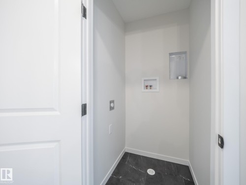 2016 194 Street Nw, Edmonton, AB - Indoor Photo Showing Other Room