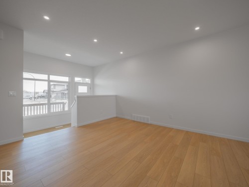 2020 194 Street Nw, Edmonton, AB - Indoor Photo Showing Other Room