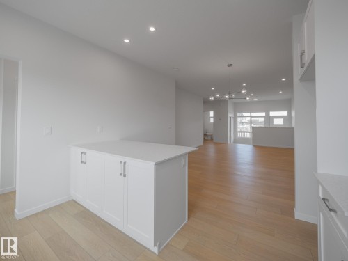2020 194 Street Nw, Edmonton, AB - Indoor