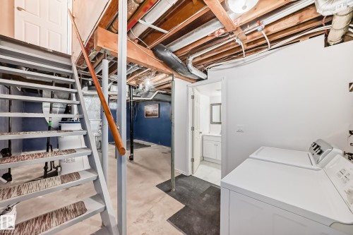 100 Dickinsfield Crest Nw, Edmonton, AB - Indoor