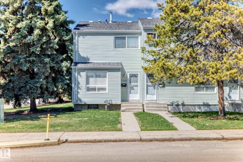 100 Dickinsfield Crest Nw, Edmonton, AB - Outdoor