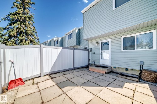100 Dickinsfield Crest Nw, Edmonton, AB - Outdoor With Exterior