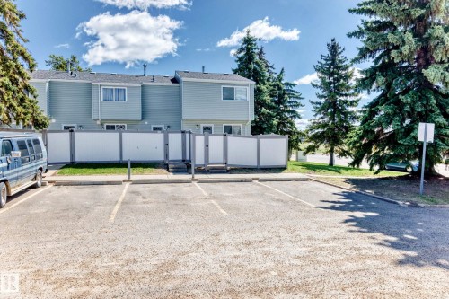 100 Dickinsfield Crest Nw, Edmonton, AB - Outdoor