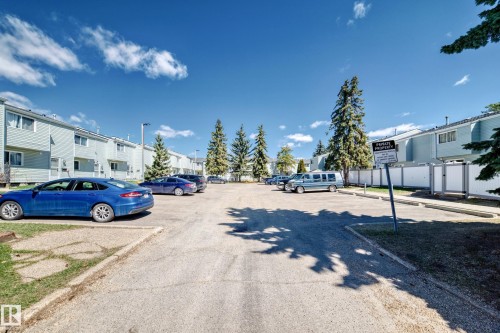 100 Dickinsfield Crest Nw, Edmonton, AB - Outdoor