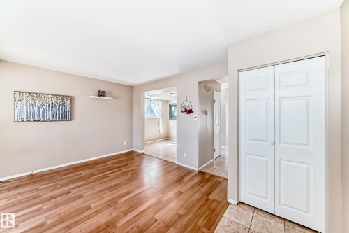 100 Dickinsfield Crest Nw, Edmonton, AB - Indoor Photo Showing Other Room