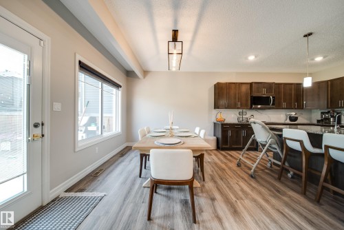 3632 Keswick Boulevard Sw, Edmonton, AB - Indoor