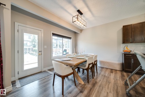 3632 Keswick Boulevard Sw, Edmonton, AB - Indoor Photo Showing Dining Room