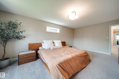 3632 Keswick Boulevard Sw, Edmonton, AB - Indoor Photo Showing Bedroom