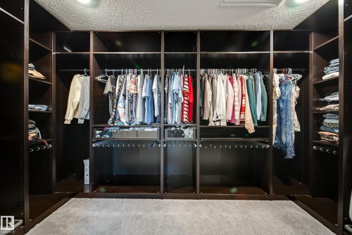 3632 Keswick Boulevard Sw, Edmonton, AB - Indoor With Storage